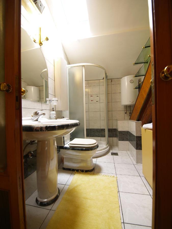 Famous Promenade Riva Apartment Split Kültér fotó
